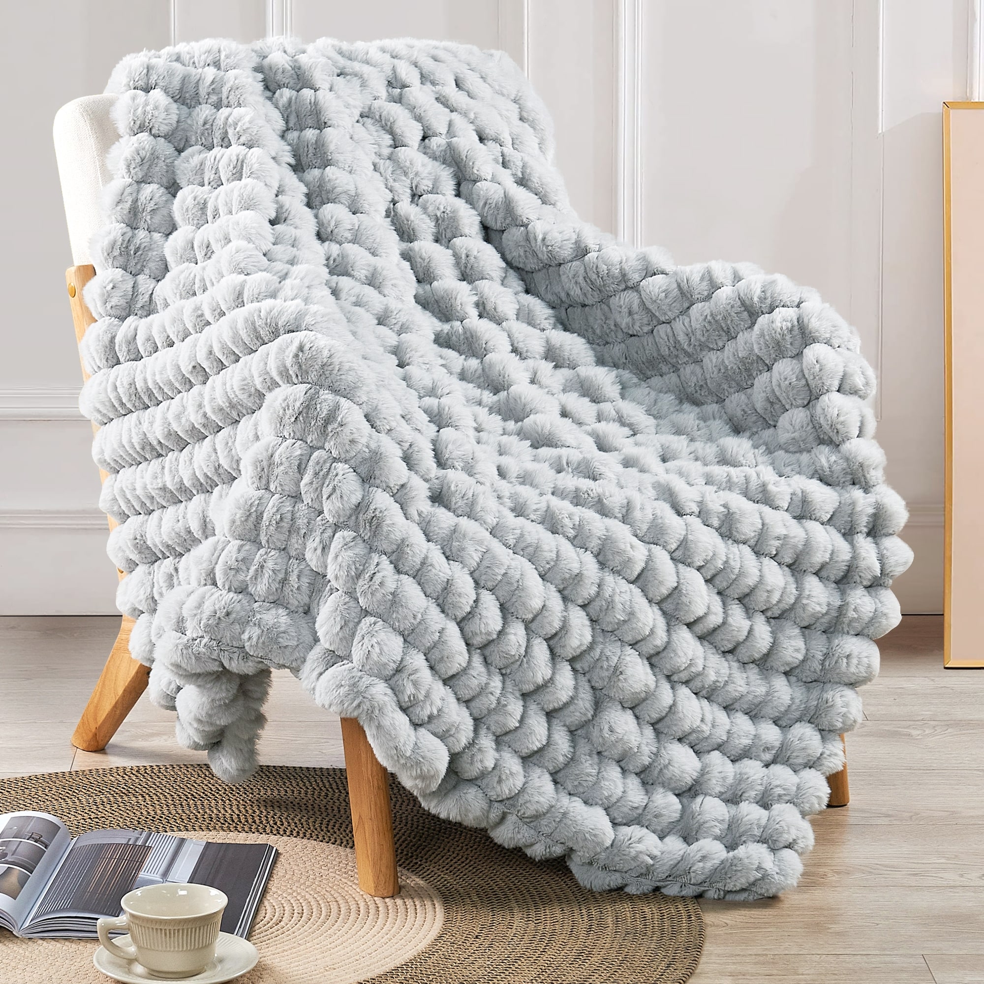Home Soft Things Spandex Striped Heavy SyntheticRabbit FauxFur Throw
