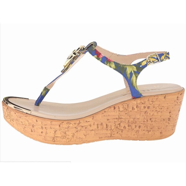 Womens Barton Split Toe Casual T-Strap Sandals Womens Barton Split Toe Casual T-Strap Sandals