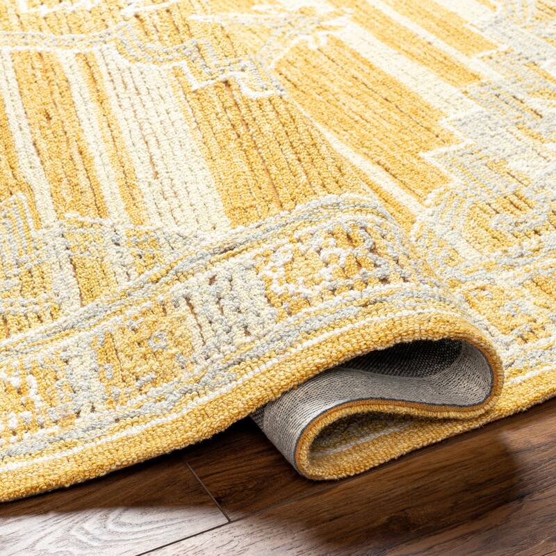 Leach Traditional Area Rug