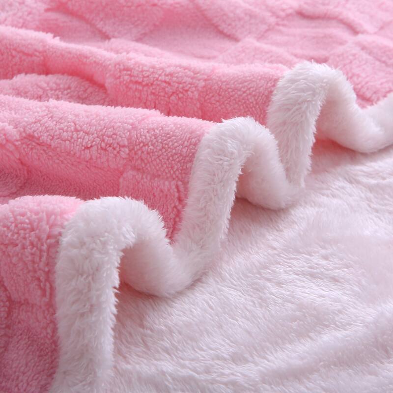 Jacquard Checkered Fluffy Flannel Fleece Blanket