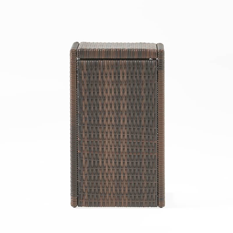 BUCHAREST END table