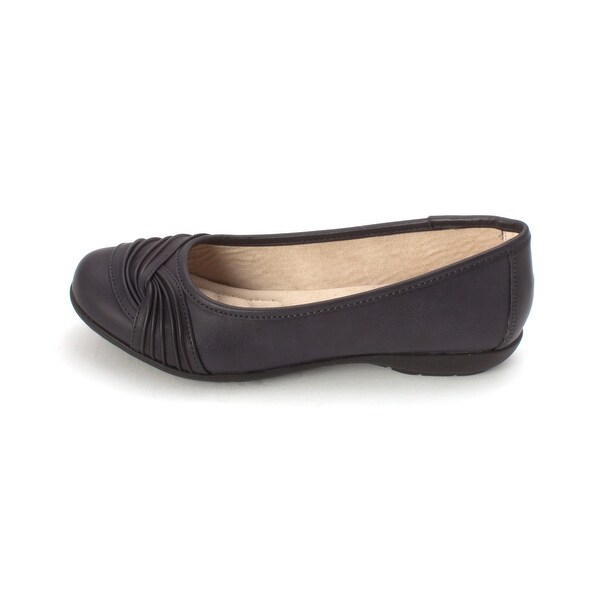 white mountain ballet flats