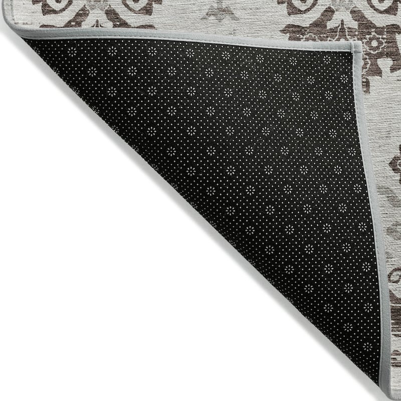 Machine Washable Indoor/ Outdoor Chantille Damask Medallion Rug