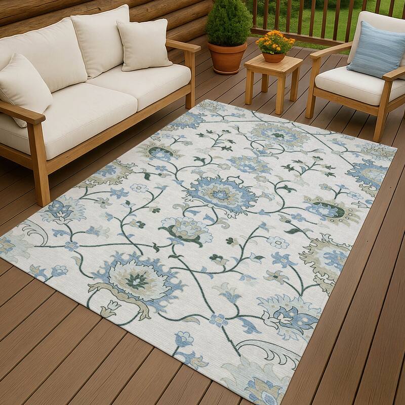 Machine Washable Indoor/ Outdoor Traditional Serena Chantille Rug