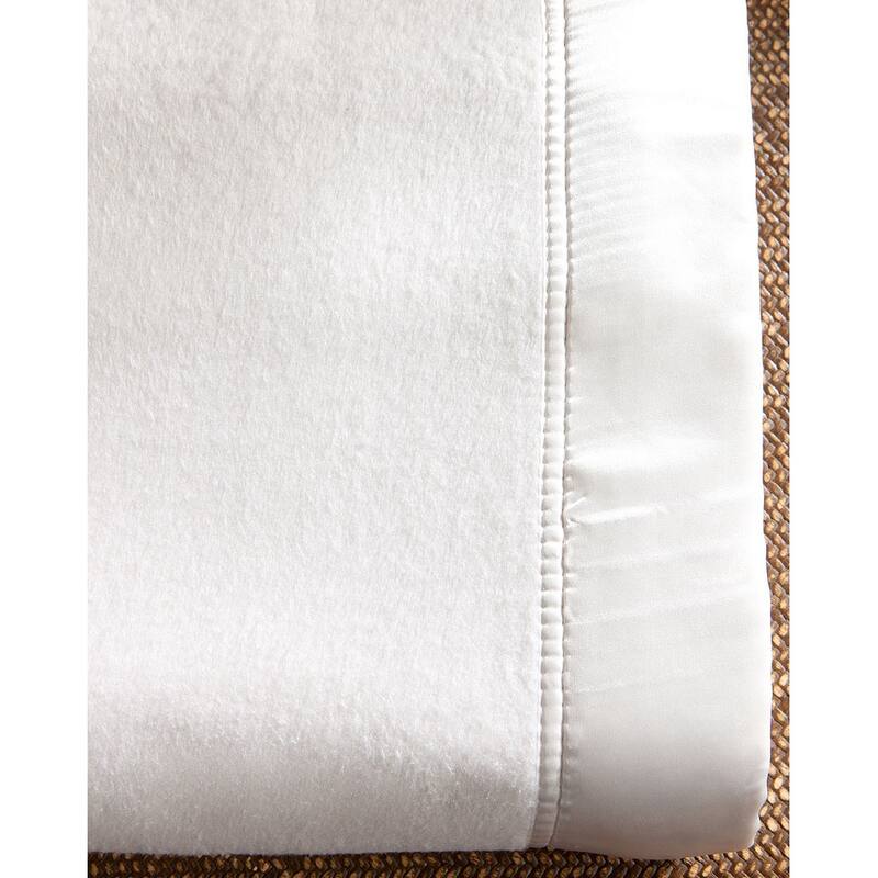 Plaza Collection Pure Silk Throw and Blanket