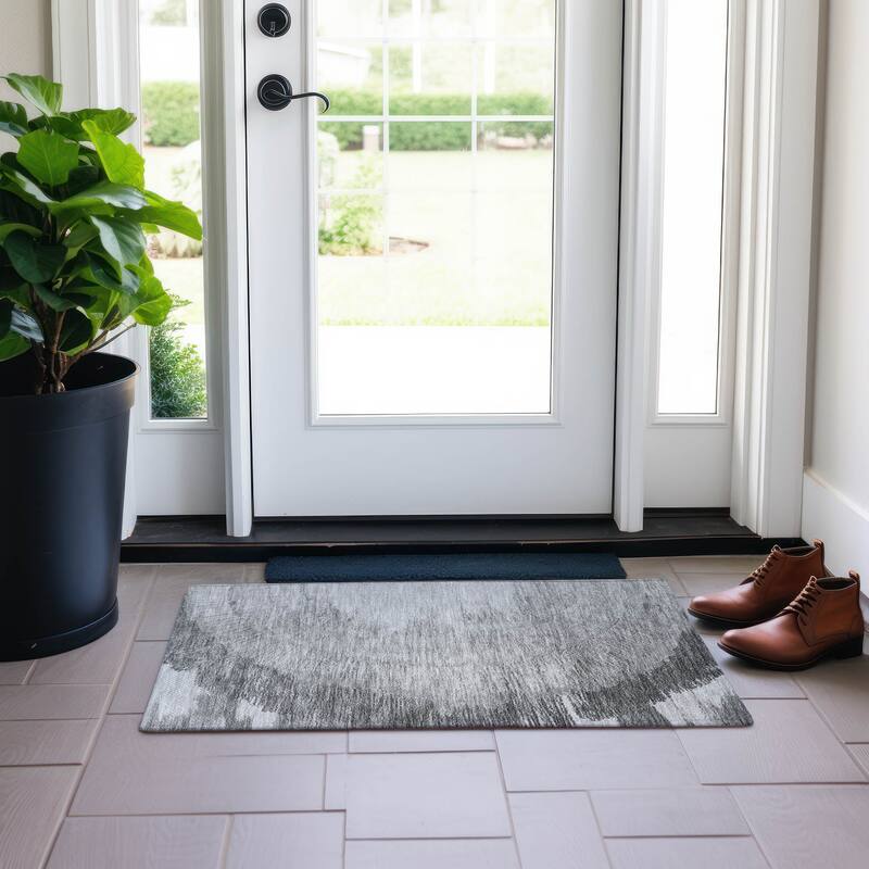 Machine Washable Indoor/ Outdoor Chantille Modern Burst Rug - Gray - 1'8" x 2'6"