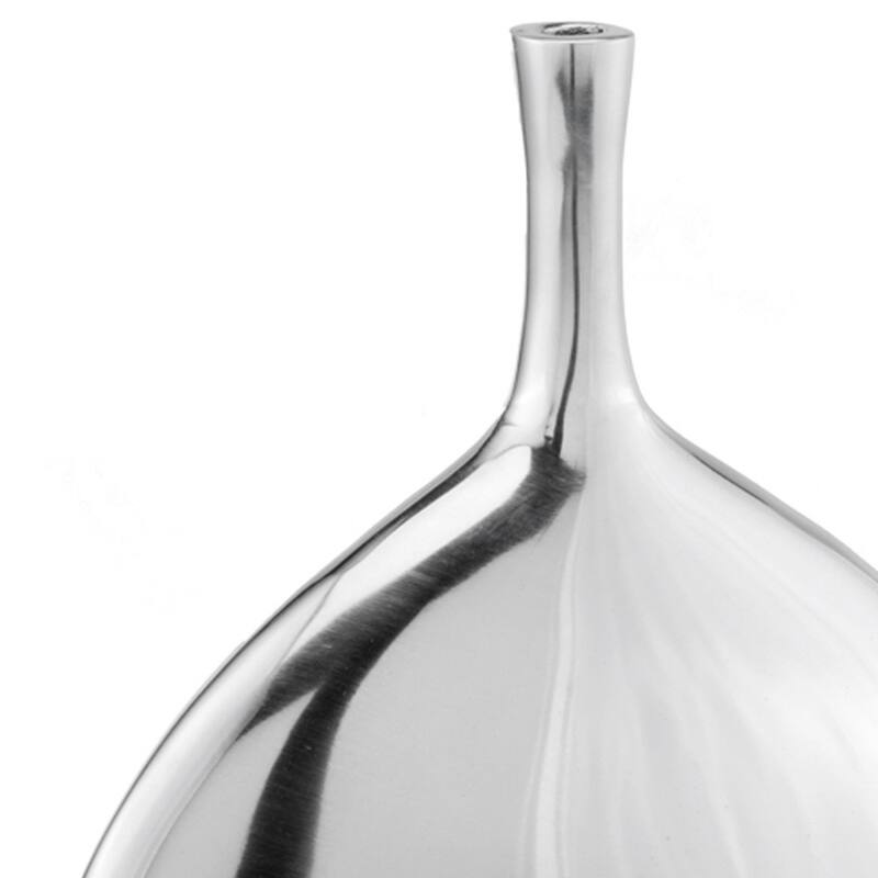 HomeRoots 16" Silver Tulip Aluminum Table Vase