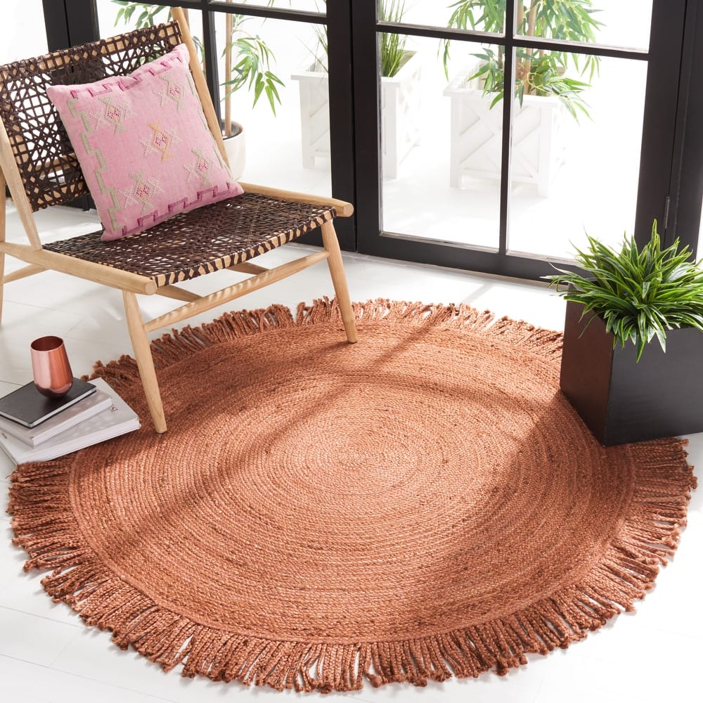 SAFAVIEH, Handmade Braided Bronagh Jute Fringe Round Rug