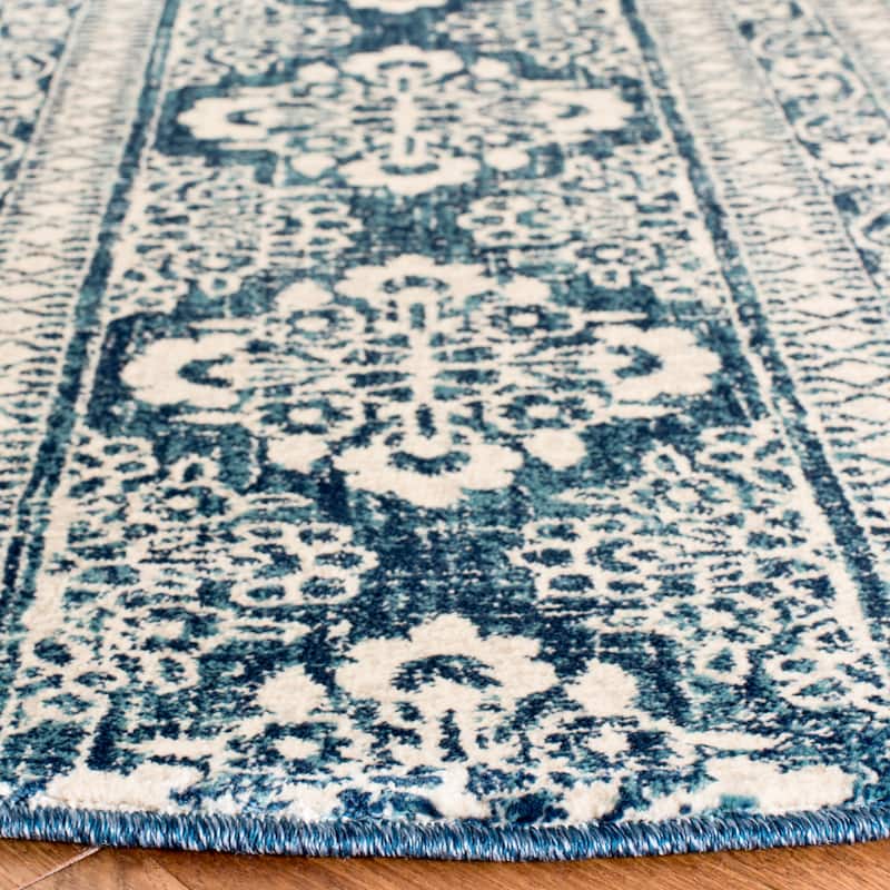SAFAVIEH Evoke Gelinda Vintage Boho Rug