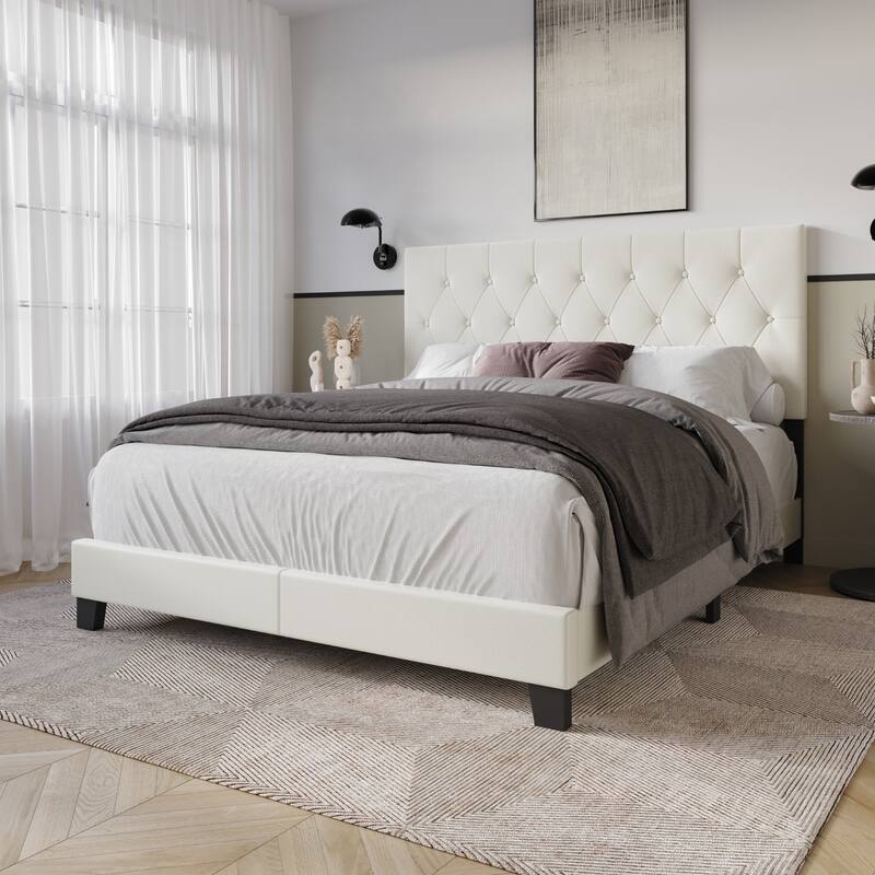 Clayfell Craseli Upholstered Bed