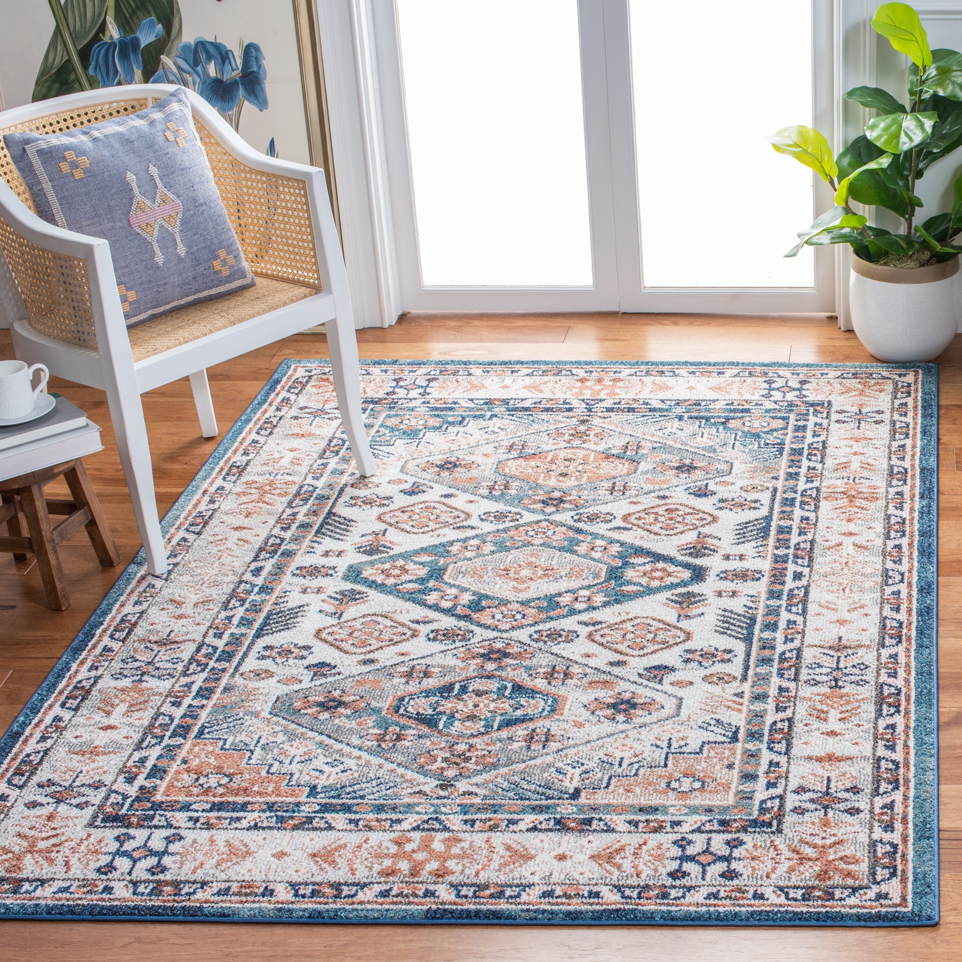 SAFAVIEH Crystal Nebahat Oriental Rug