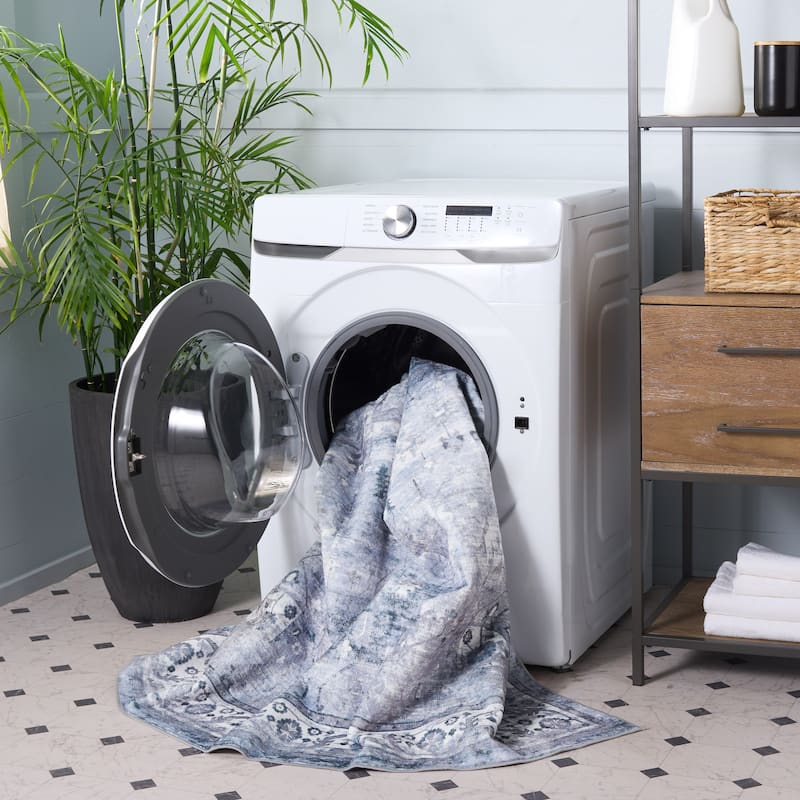 SAFAVIEH Arizona Renie Traditional Rug