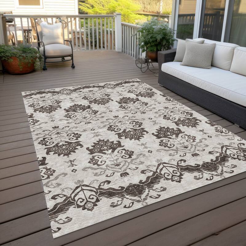 Machine Washable Indoor/ Outdoor Chantille Damask Medallion Rug
