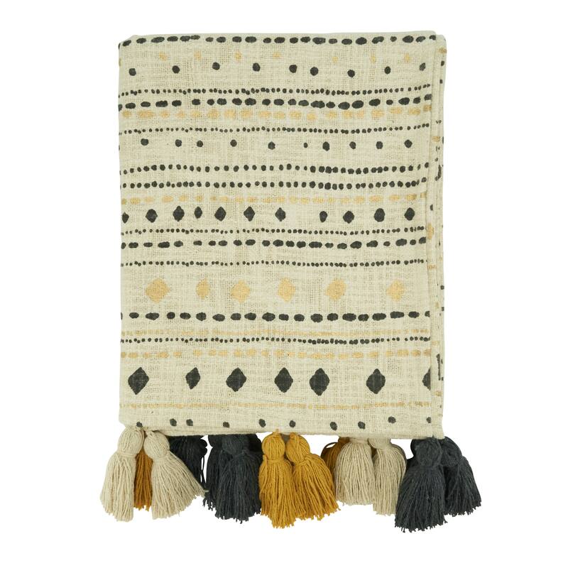 Throw Blanket With Printed Diamond Dash Design