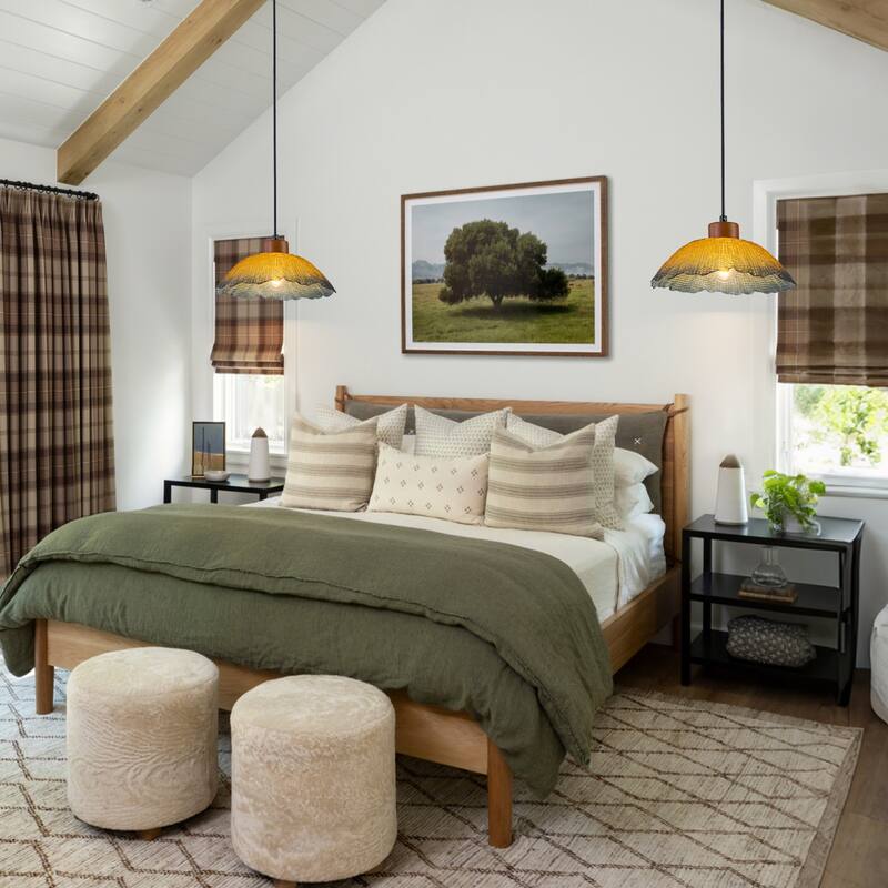 Industrial 1-Light Leaf-Shaped Glass Pendant Light with Texture Glass Shade