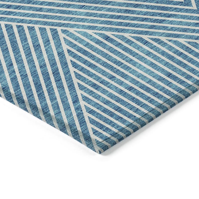 Machine Washable Indoor/ Outdoor Modern Geo Chantille Rug