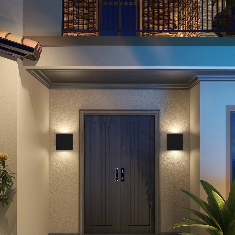 Outdoor Wall Light LED Lamp Sconce Lantern 6W 360Lm
