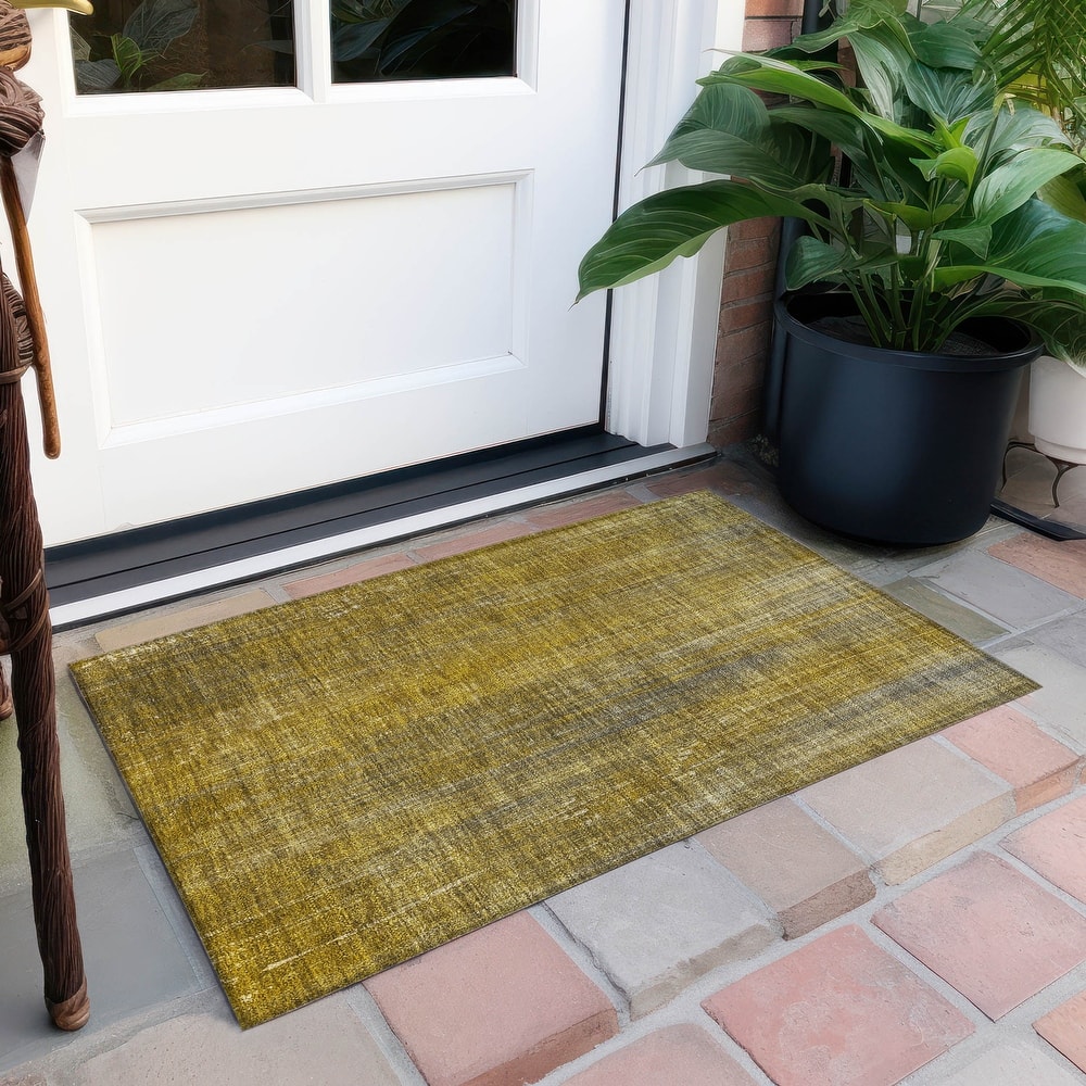 Machine Washable Indoor/ Outdoor Ombre Solid Chantille Rug