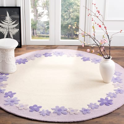 SAFAVIEH Handmade Children's Daisy Borders Ivory New Zealand Wool Rug