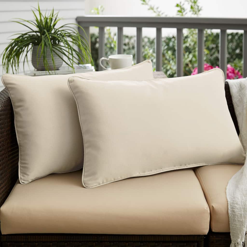 Ivory Indoor/ Outdoor Pillow Set