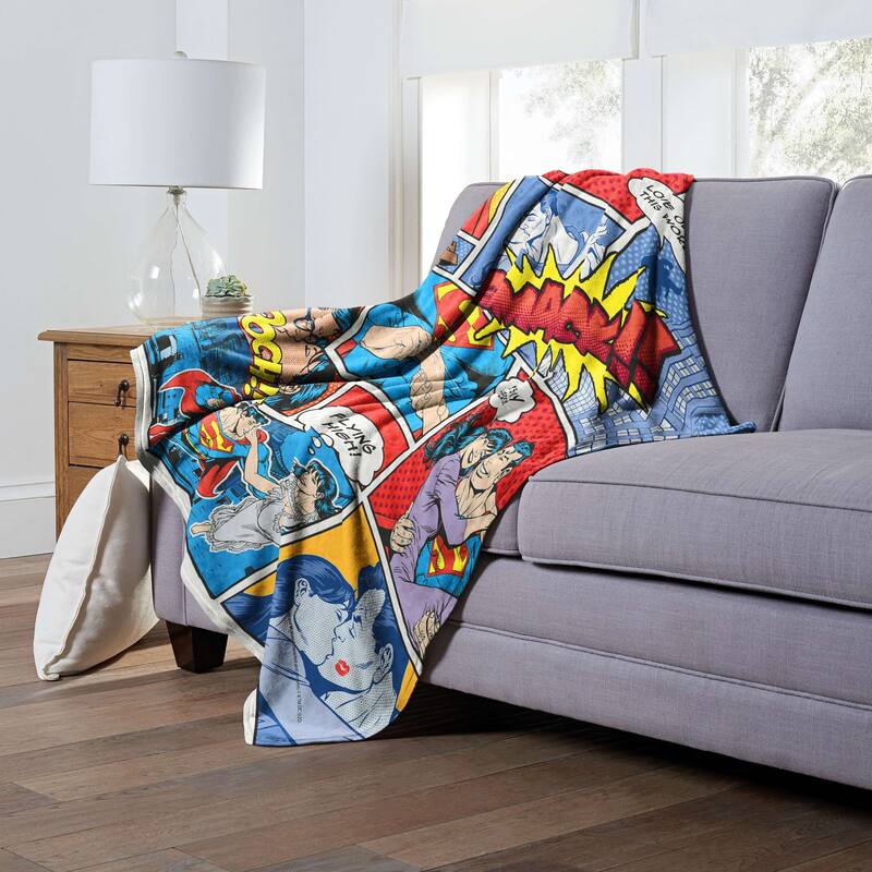 Warner Brothers Superman Lois And Superman Silk Touch Throw Blanket