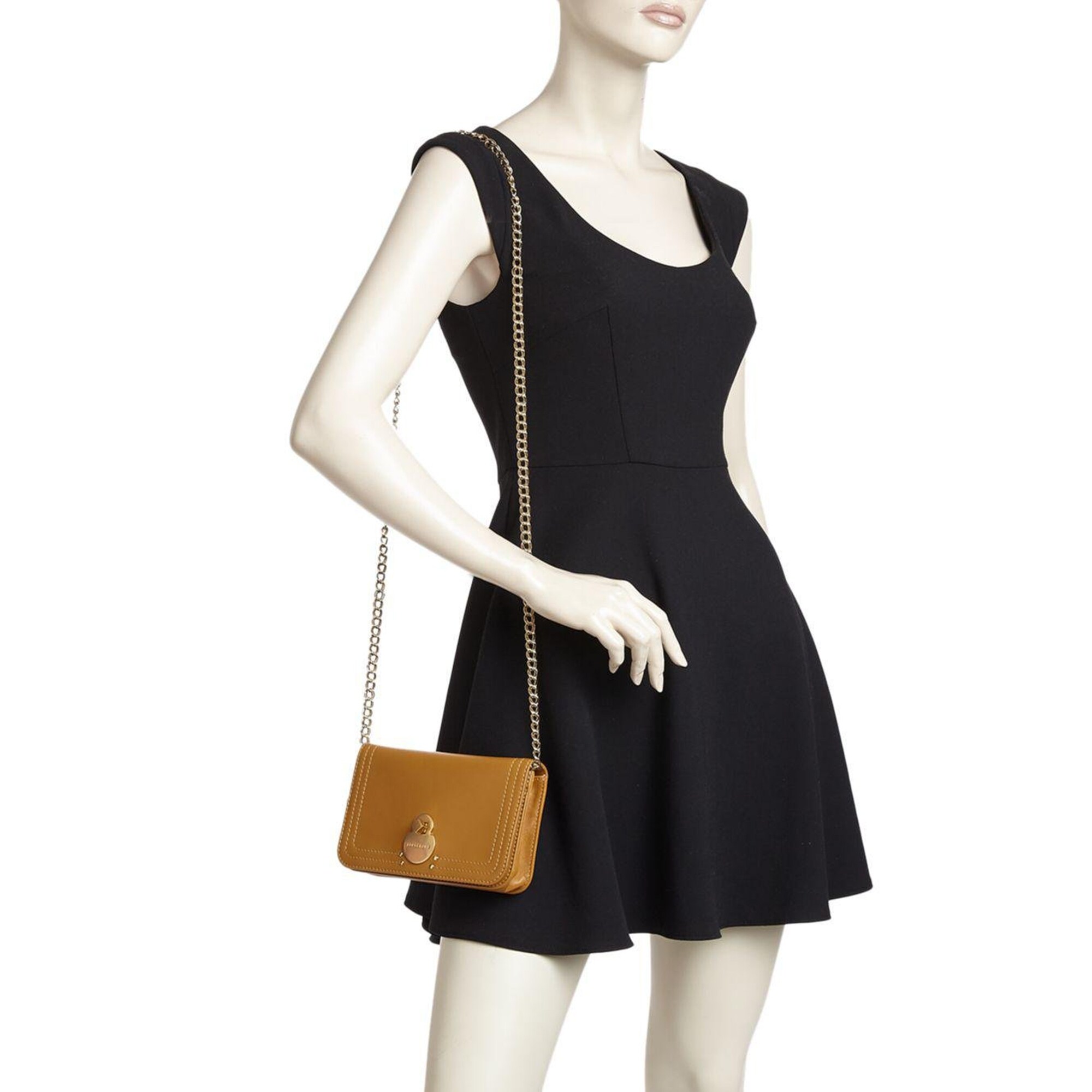 longchamp wallet on chain