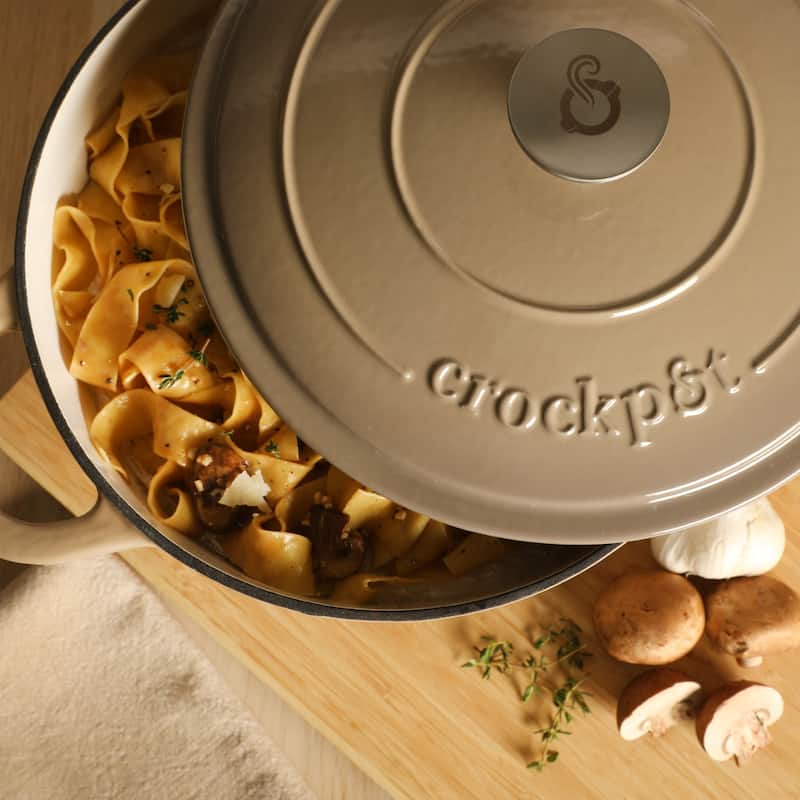 Crock Pot Artisan 7-Quart Round Dutch Oven