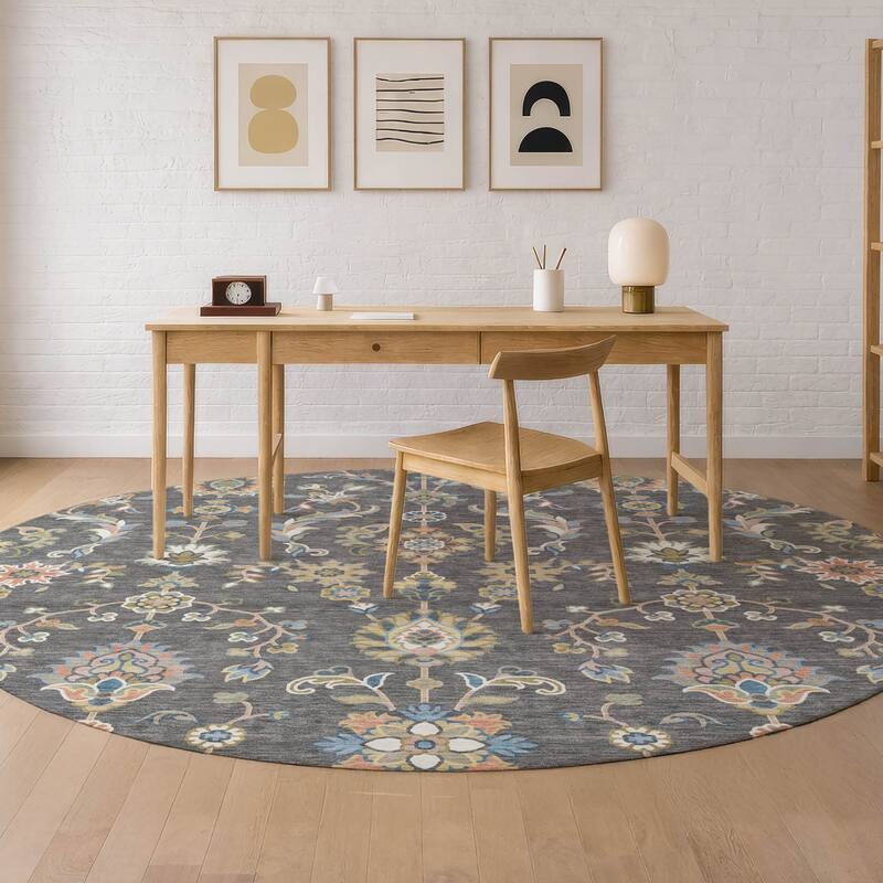 Machine Washable Indoor/ Outdoor Traditional Basalt Chantille Rug