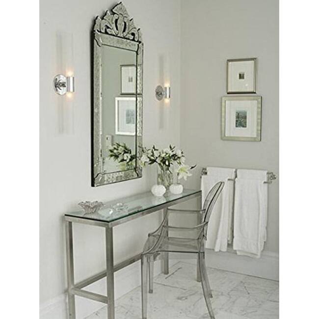 Stackable Acrylic Dining Chair, Oval Back Ghost Kitchen Patio Vanity Armchair for Indoor or Outdoor Use, Clear