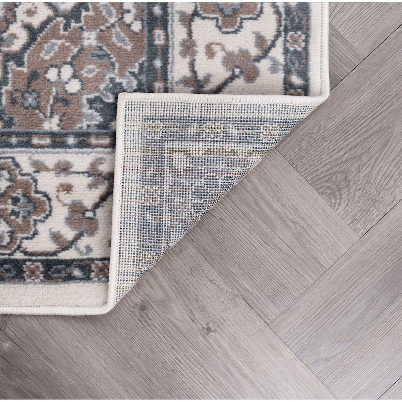 Carrington Traditional Oriental Indoor Area Rug