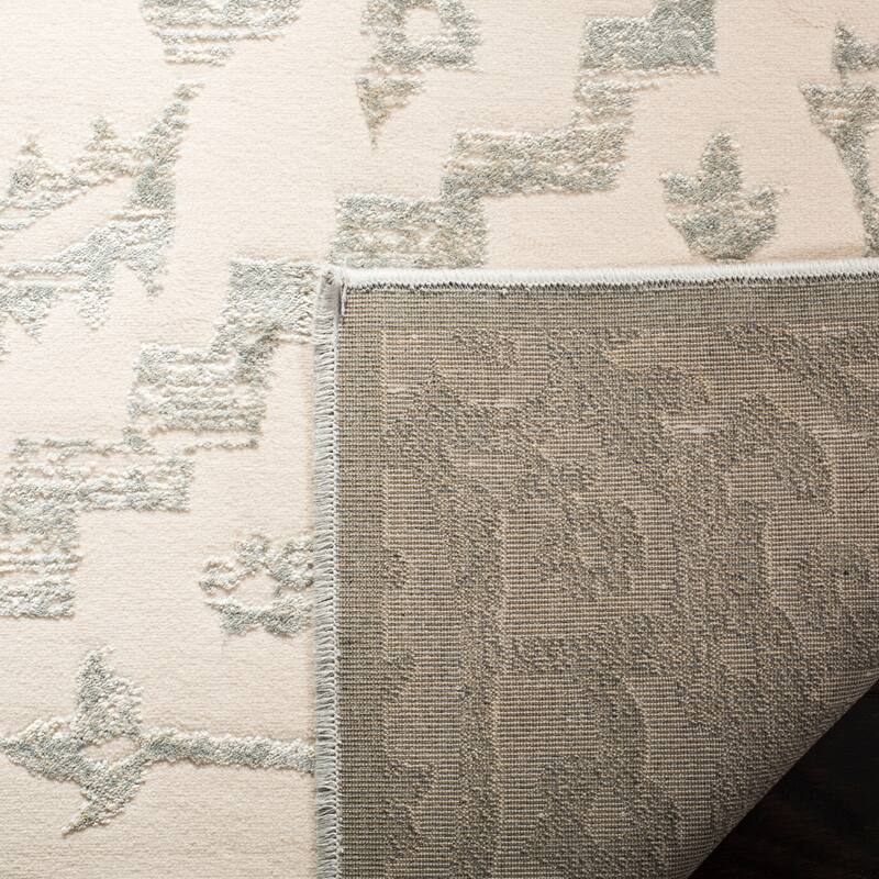 SAFAVIEH Noble Adrienn Modern Oriental Polyester Rug