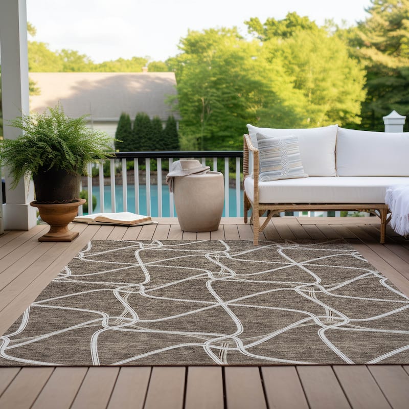 Machine Washable Indoor/ Outdoor Contemporary Links Chantille Rug
