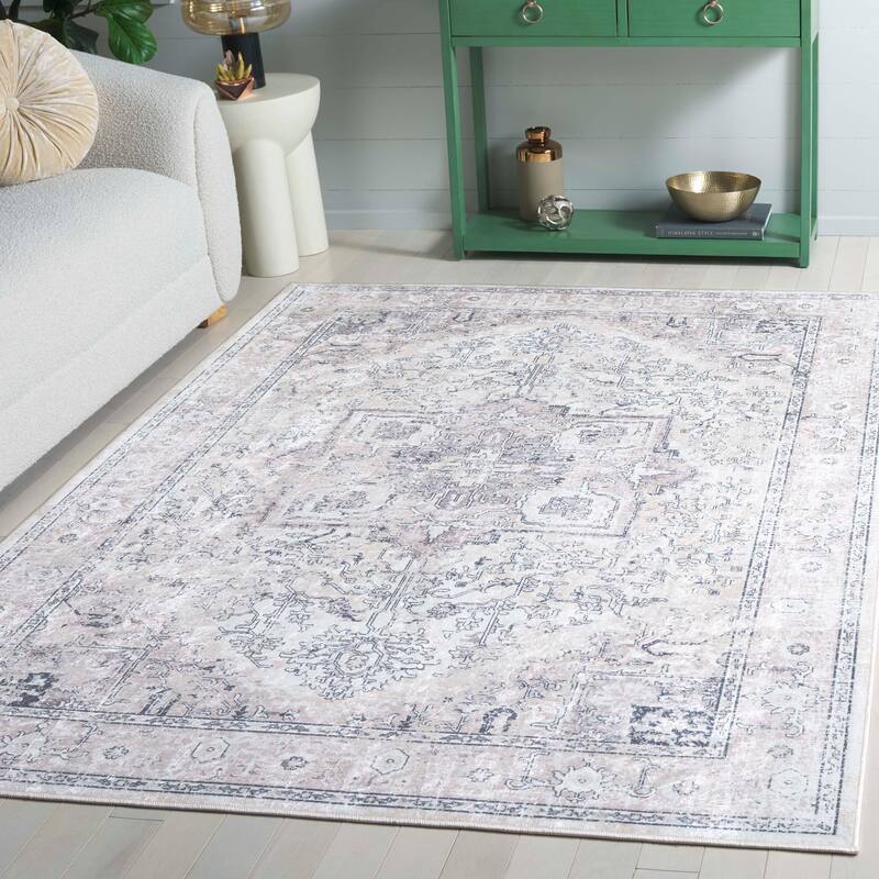 SAFAVIEH Orlando Zina Traditional Rug - 5'3" x 7'6" - Beige/Grey