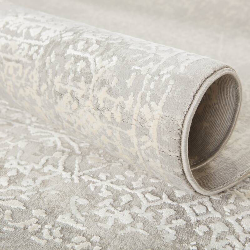 Lianna Abstract Area Rug