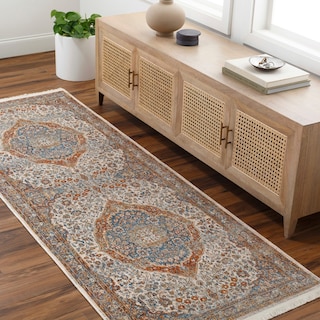 Hewan Traditional Area Rug