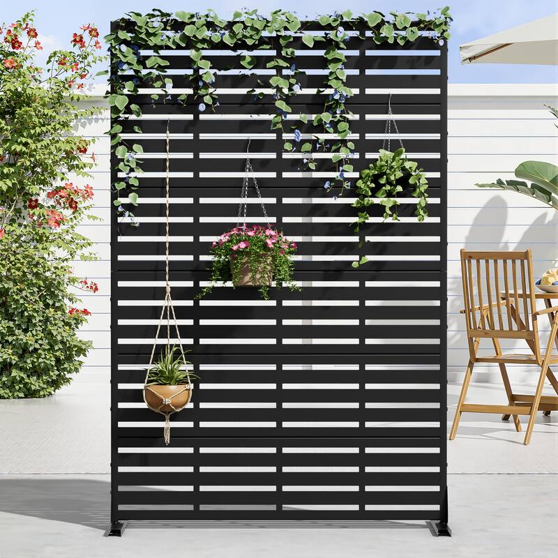 Dovelina 6ft.x 4ft. Outdoor Freestanding Metal Privacy Screen Decorative Garden Fence - 72"x47"