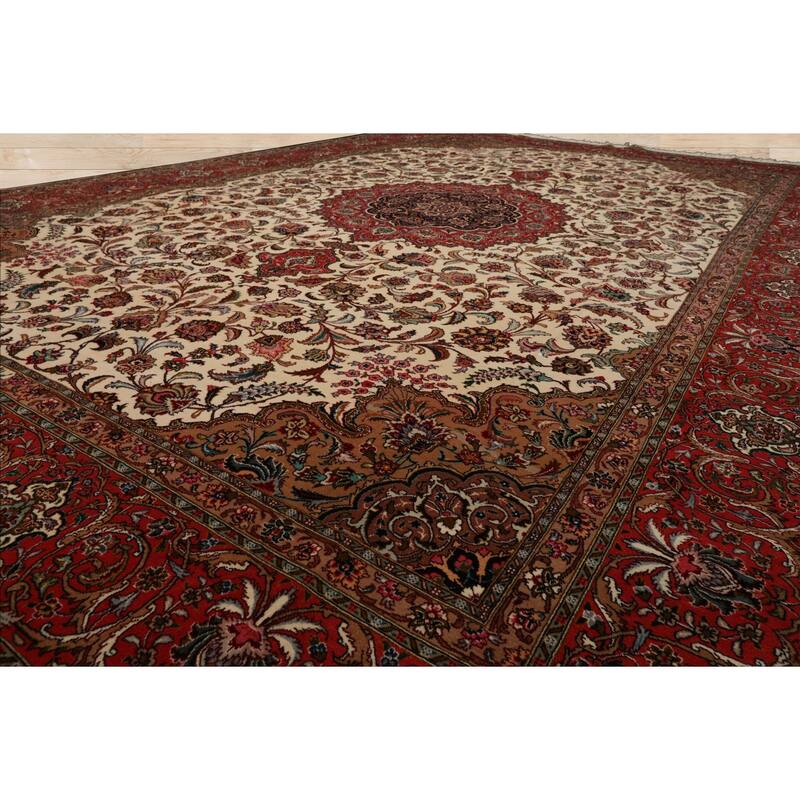 8'2''x11'11'' Hand Knotted Wool Ivory 350 KPSI Masterweaver Signed Rug - 8' 2'' x 11' 11''