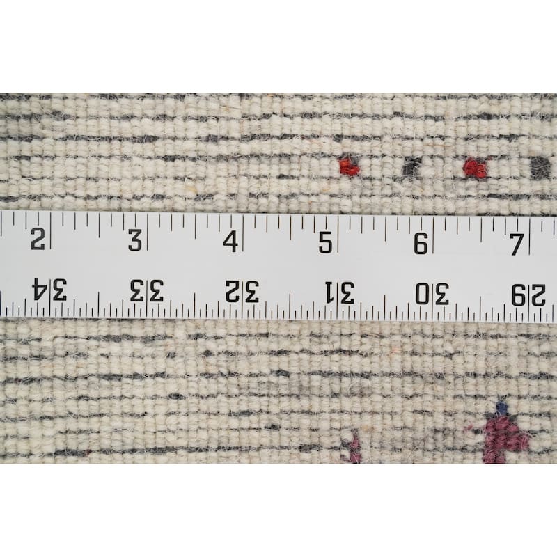 Hand Knotted Oriental 100% Wool Carpet Tribal Animal Pictorial Beige & Ivories Gabbeh Area Rug - 7' 9'' X 5' 1''