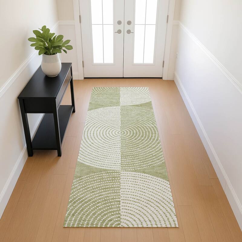Machine Washable Indoor/ Outdoor Geo Circles Chantille Rug