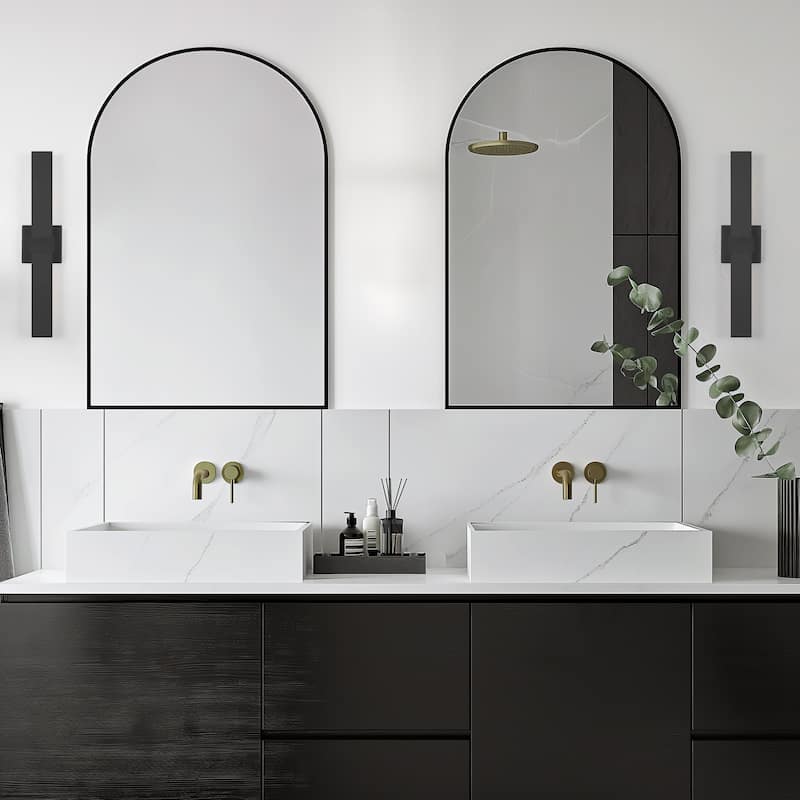 1-Light Black/White Aluminum LED Outdoor Wall Sconce