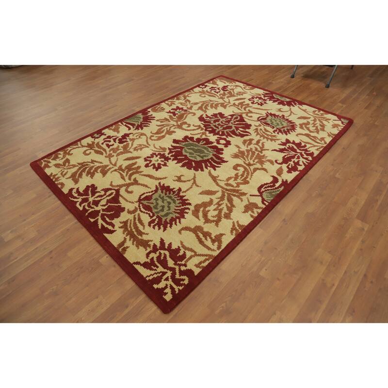 All-Over Floral Indian Area Rug 5x8 - 7' 9'' X 5' 4''