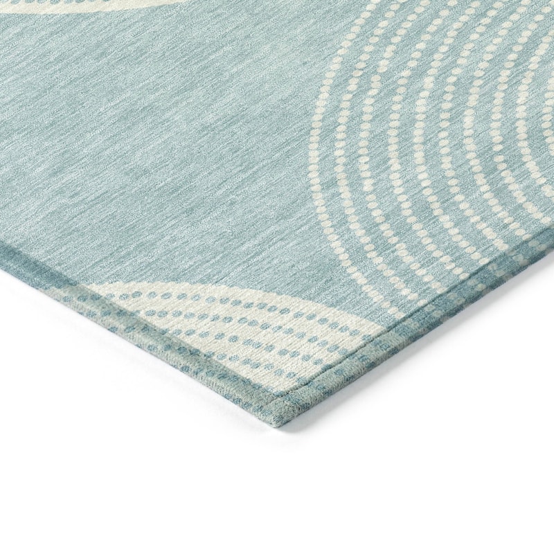 Machine Washable Indoor/ Outdoor Geo Circles Chantille Rug