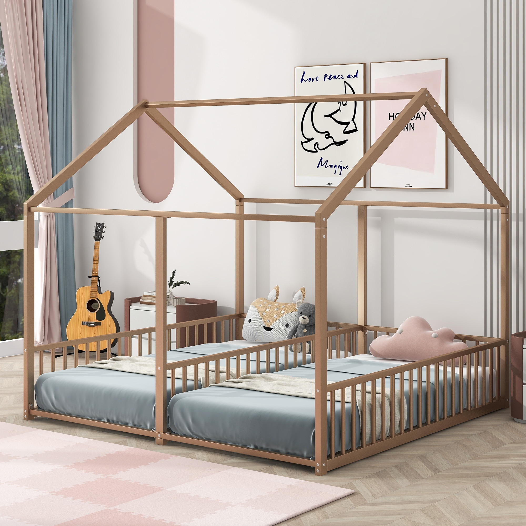 Twin floor outlet bed with rails