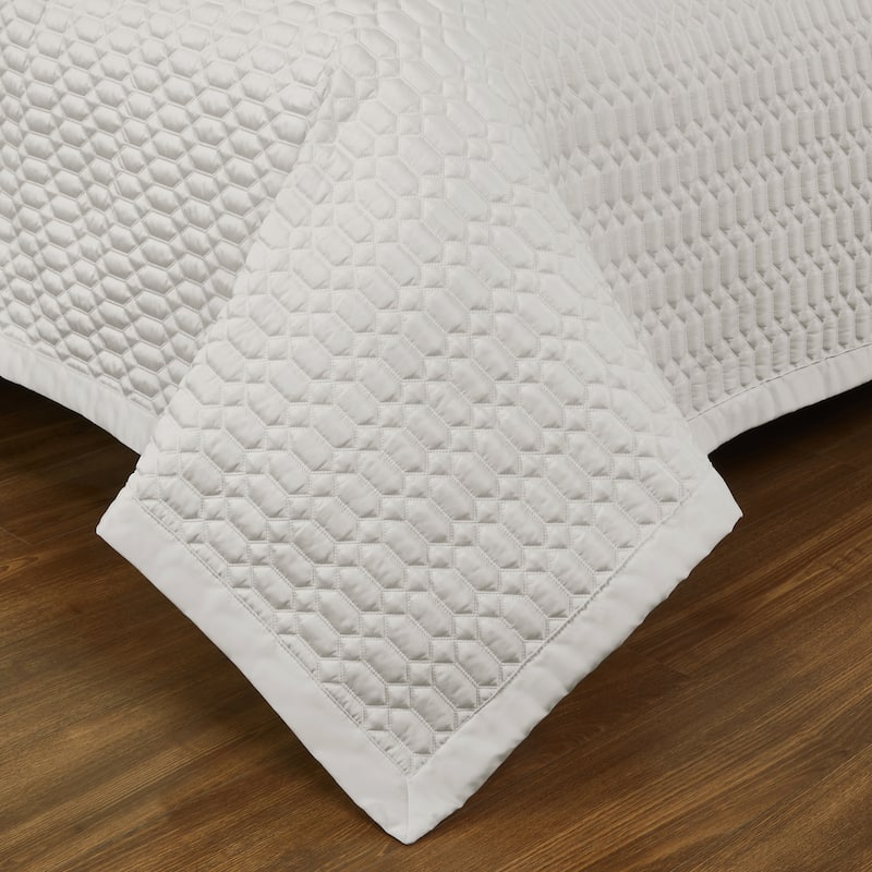 Brilliance Quilt Set - Ivory - King