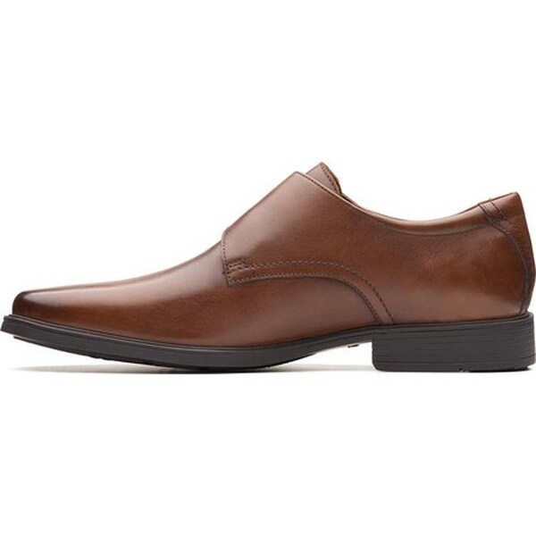 clarks tilden style