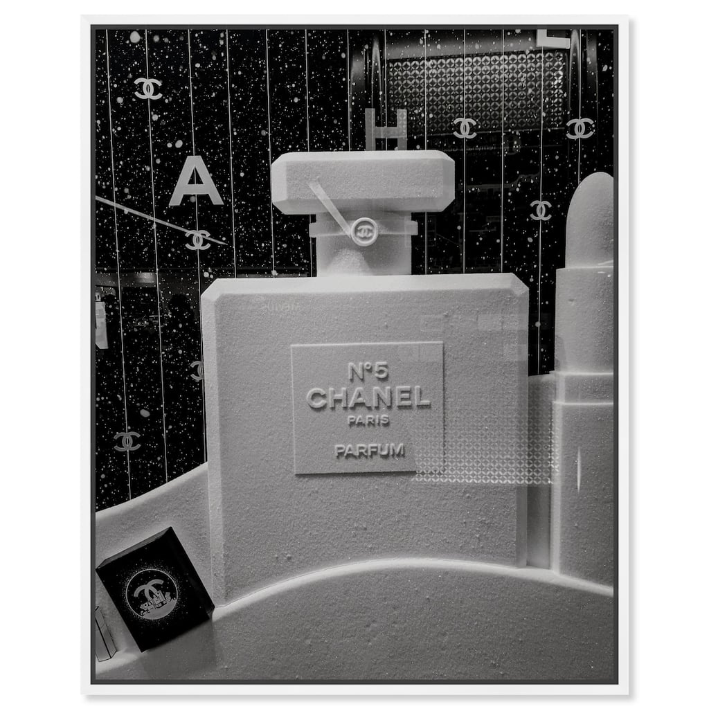 Sculptural Number 5 Canvas by Art Remedy
