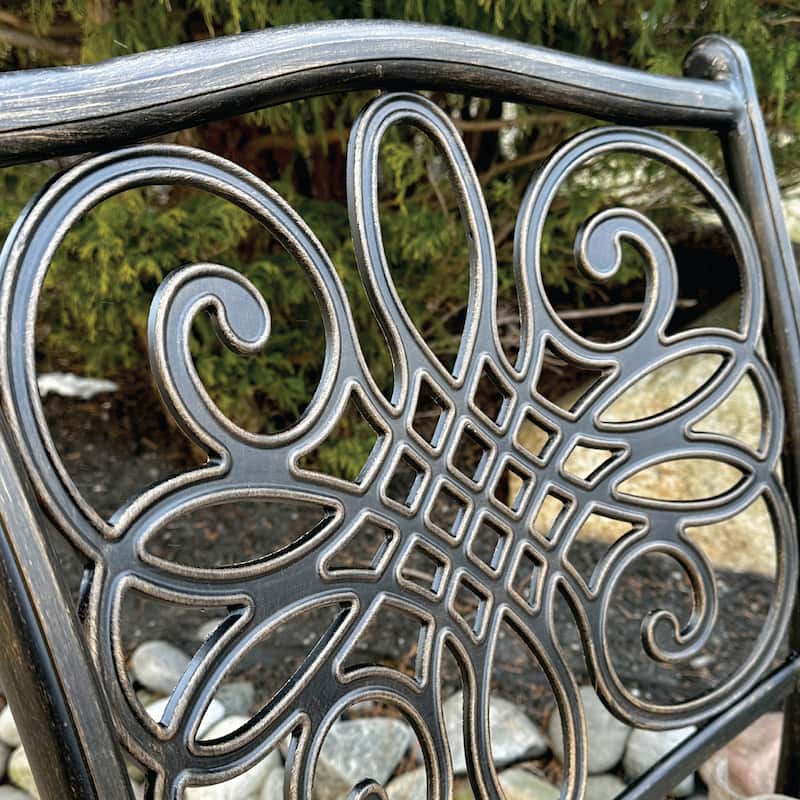 Hanover Traditions 7-Piece Dining Set in Blue with a 60 In. Round Cast-top Table and Six Swivel Rockers