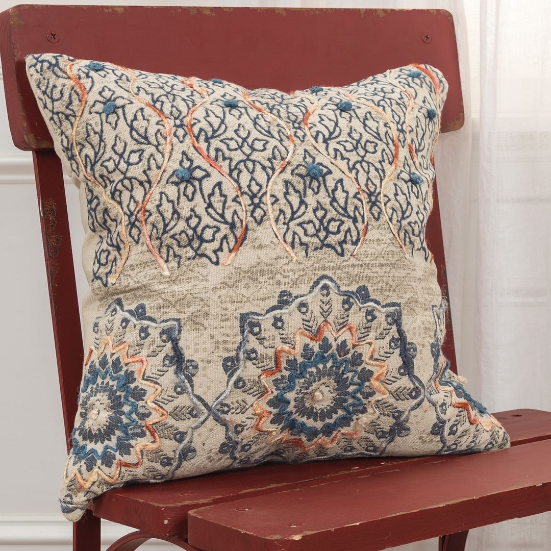 Rizzy Home Beige, Rust, and Blue Hand-crafted Medallion Throw Pillow, 20x20