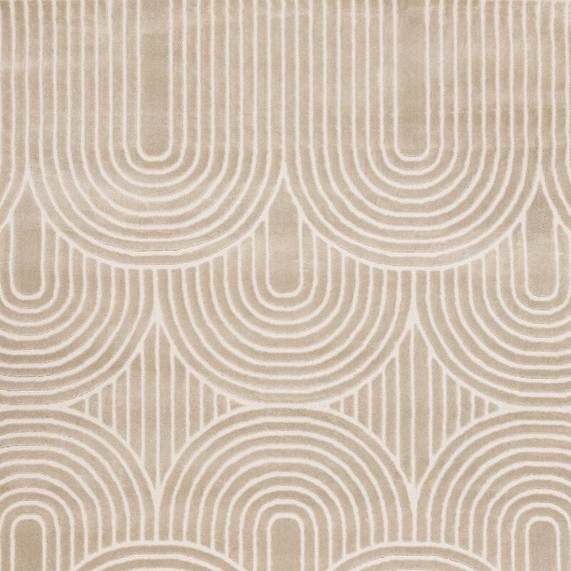 HomeRoots Geometric Modern Rectangle Area Rug - 5' X 8'