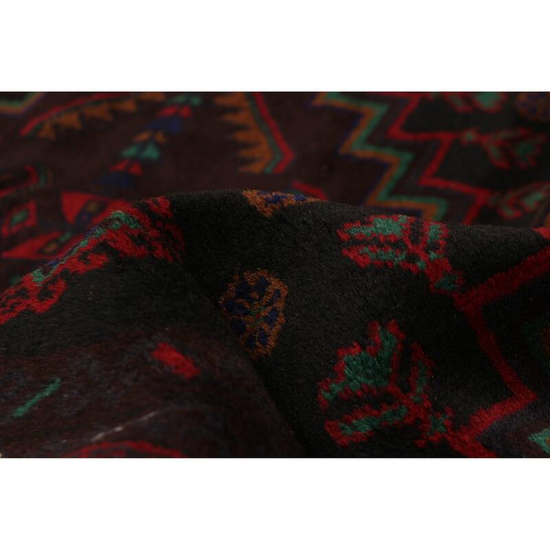 Teimani Black Rug 3'9" x 7'0" - 3'9 x 7'0